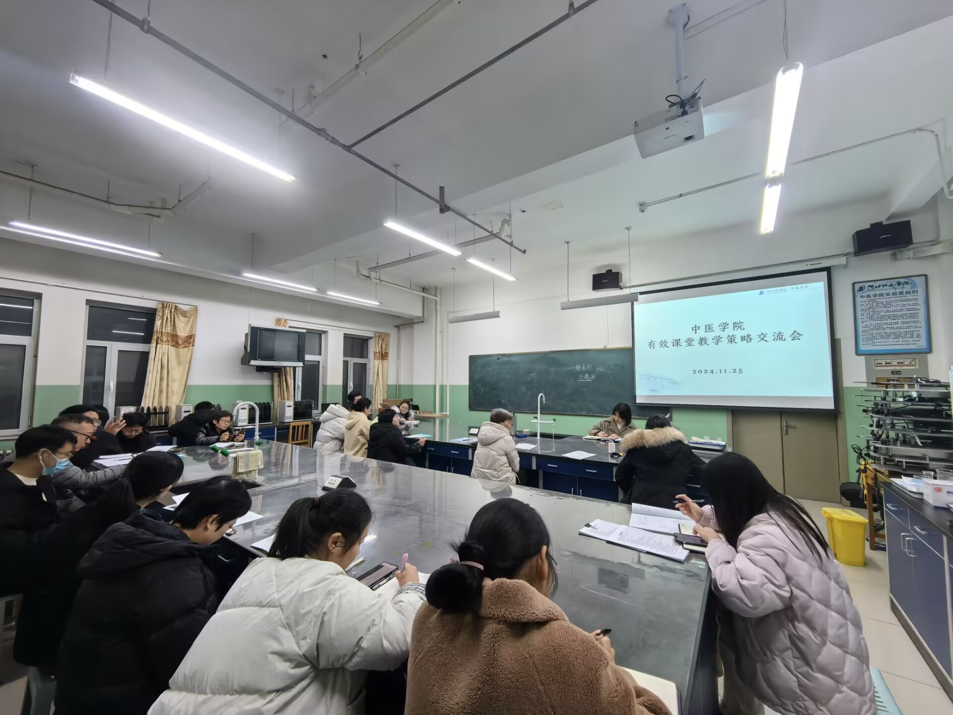 c3fa19811140fd4db78dc05a59e27fc7.jpg